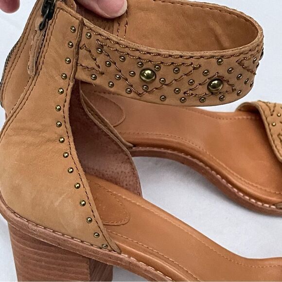 FRYE Women's Brielle Deco Back Zip Sandal Sand Oiled Nubuck size 10 - Picture 6 of 12